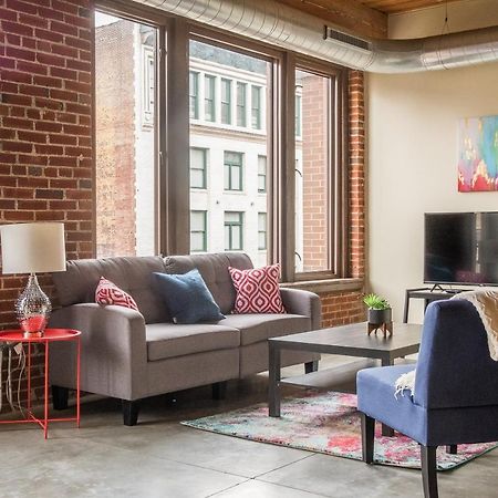 Frontdesk 1209 Washington Ave Apts Downtown St Louis Appartamento Saint Louis Esterno foto