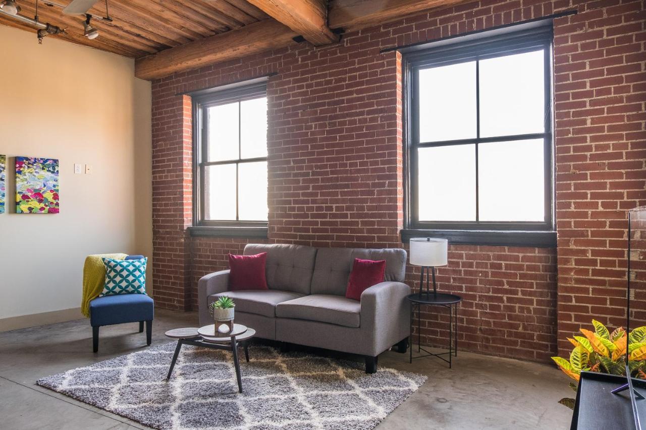 Frontdesk 1209 Washington Ave Apts Downtown St Louis Appartamento Saint Louis Esterno foto